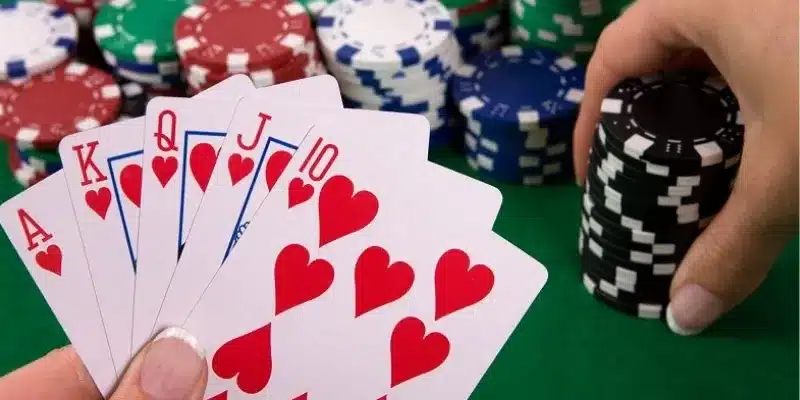 Cách sắp xếp và phân tích bộ bài trong Mậu Binh